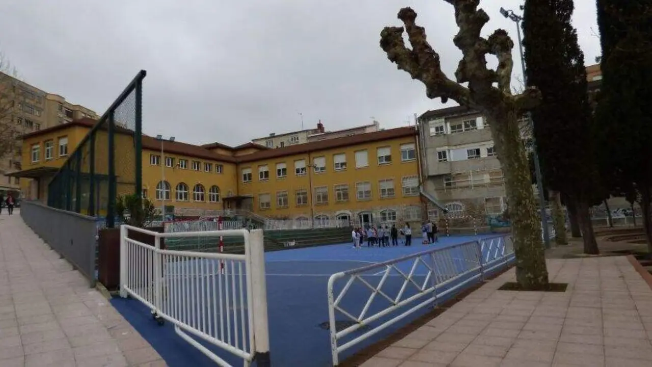 Colegio Fernando de los R&iacute;os en El Astillero. R.A.