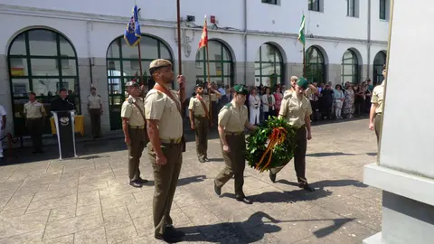 Un momento de la ofrenda a los caídos por España. R.A.