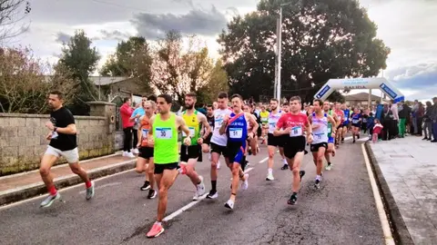 Un momento de la salida de la prueba de senior. R.A.