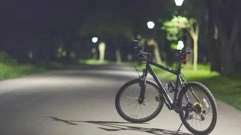 El Astillero vivir&aacute; un recorrido en bicicleta por la noche.
