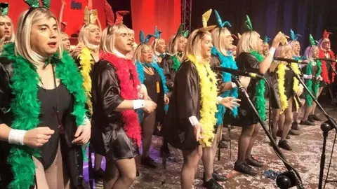 Los Maky's sobre el escenario- R.A.