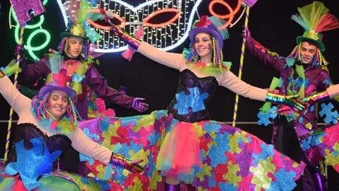 'Menudas piezas' se llev&oacute; el primer premio.