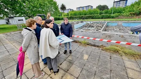 Inicio de las obras en la piscina polivanlente.