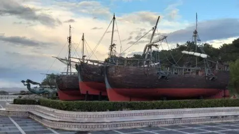 Galeones en La Magdalena. R.A.