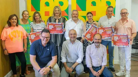 Premiados en el Concurso de Escaparates de las Fiestas de La Patrona en Torrelavega.