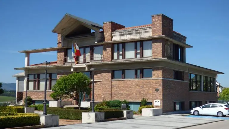 Ayuntamiento de Polanco. R.A.