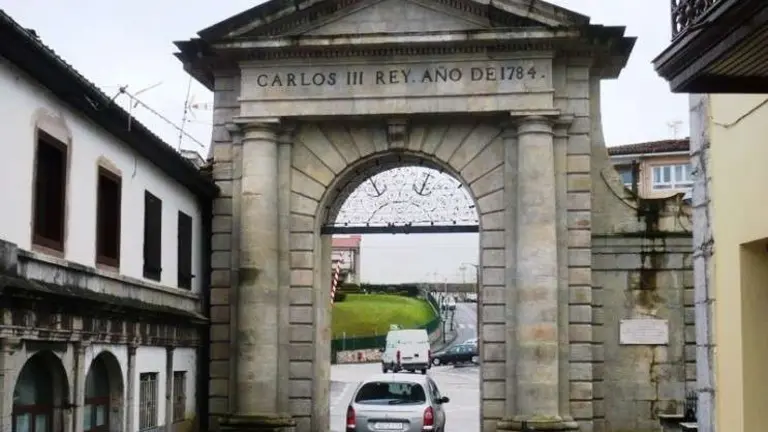 Arco en La Cavada, en Riotuerto. R.A.