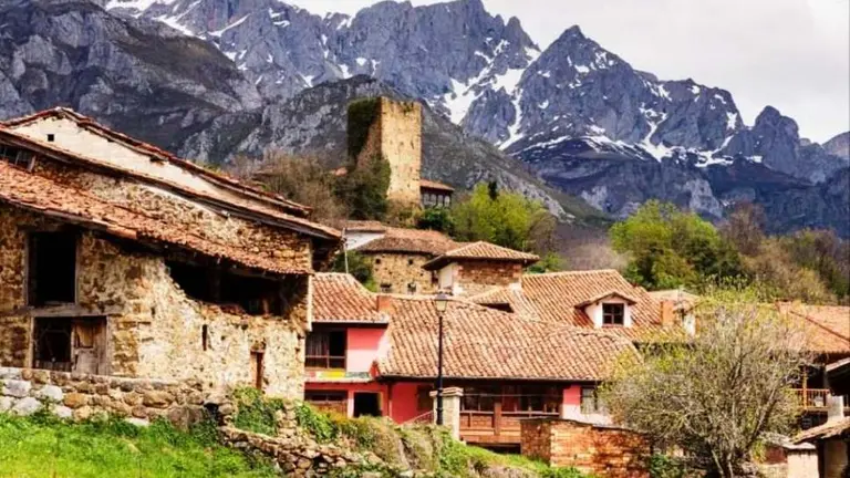 Municipio de Camaleño, afectado por Picos de Europa.