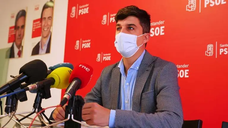 El portavoz socialista municipal en Santander, Daniel Fernandez.