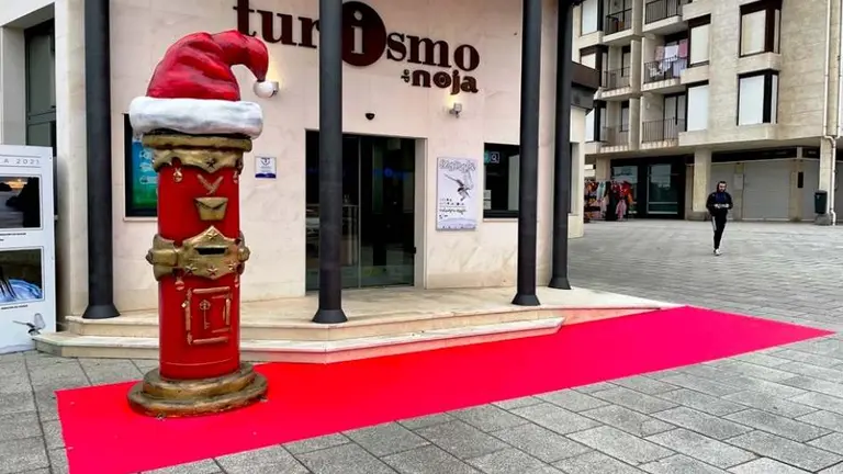 Buz&oacute;n de Pap&aacute; Noel en Noja.