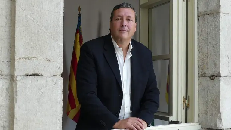 El portavoz del PP, Iñigo Fernández, en el Parlamento de Cantabria.