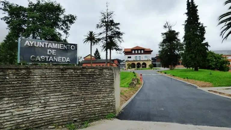 Ayuntamiento de Castañeda. R.A.