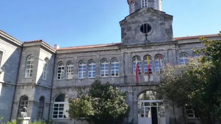 Instituto Marqu&eacute;s de Manzanedo, en Santo&ntilde;a. R.A.