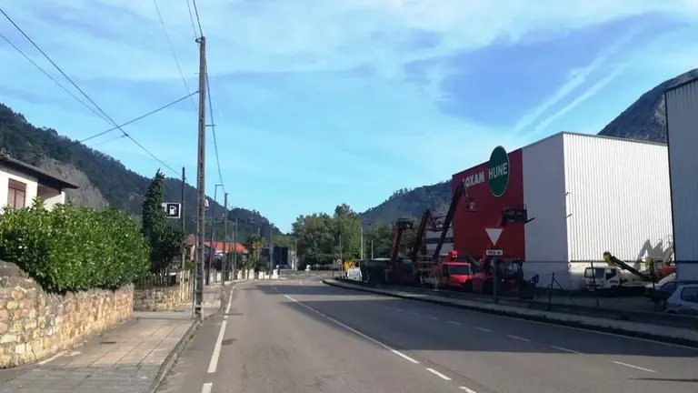 Polígono industrial de Los Corrales de Buelna. R.A.