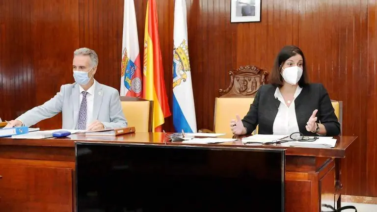 Reuni&oacute;n de trabajo en el Ayuntamiento de Santander sobre las ordenanzas.