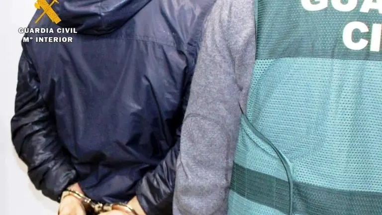 El detenido reside en Vizcaya.