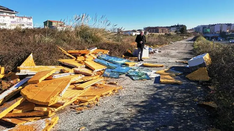 Vertedero ilegal denunciado por el PRC de Santander.