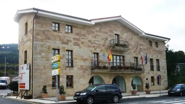 Casa Consistorial de Hazas de Cesto. R.A.