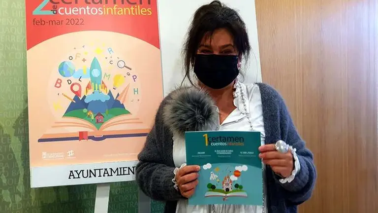 La edil de Cultura del Ayuntamiento de Torrelavega, Esther Velez.