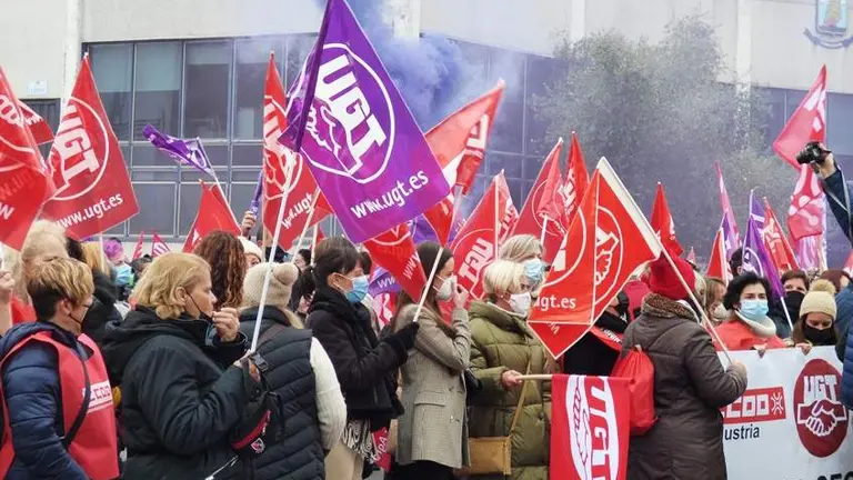 Huelga de los trabajadores del sector conservero en Santoña. Nyka Goicoechea