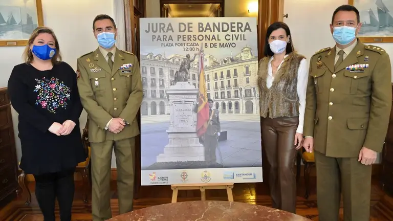 Presentaci&oacute;n de la jura de bandera civil en Santander.
