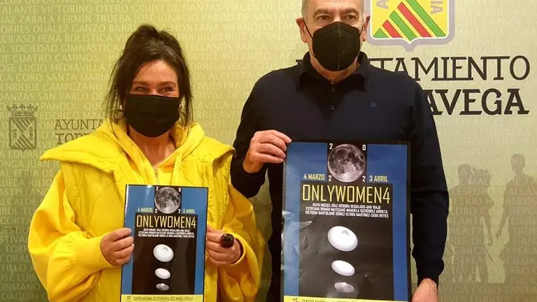 Presentaci&oacute;n de la muestra Only woman en Torrelavega.