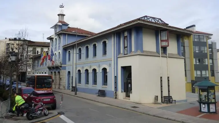 El equipo de Gobierno de Cs quiere reabrir un conflicto entre el PRC y PSOE. R.A.