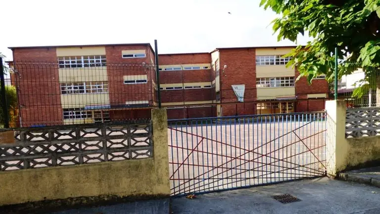 Colegio Juan de la Cosa en Santoña. R.A.