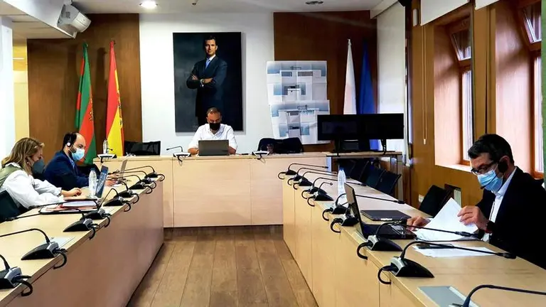 Sesión plenaria en Torrelavega.