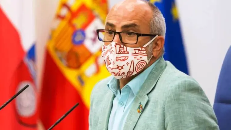 El exconsejero de Sanidad del Gobierno de Cantabria, Miguel Rodríguez.