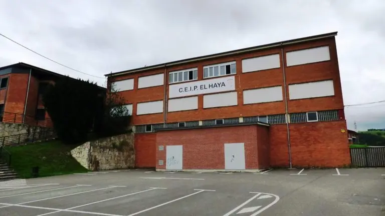 Colegio El Haya, en Castañeda. R.A.