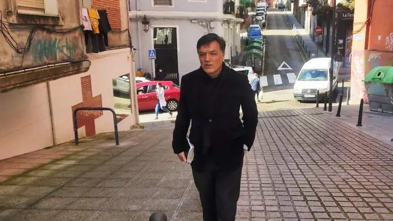 El concejal de Vox, Guillermo P&eacute;rez-Cos&iacute;o, en el R&iacute;o de la Pila.