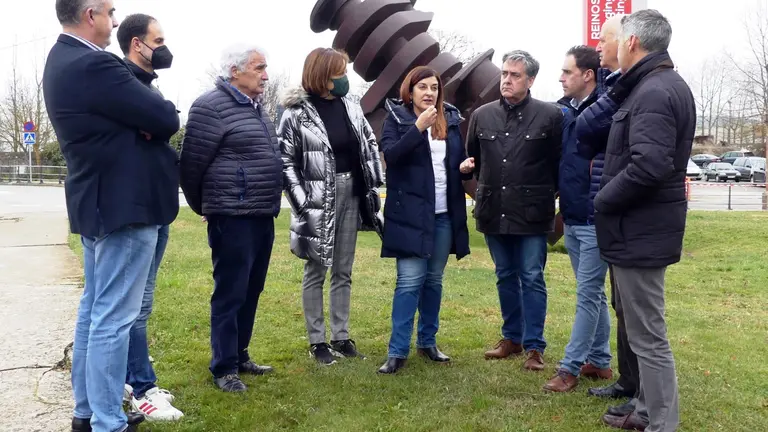 Encuentro en Reinosa entre autoridades políticas y el comité de empresa