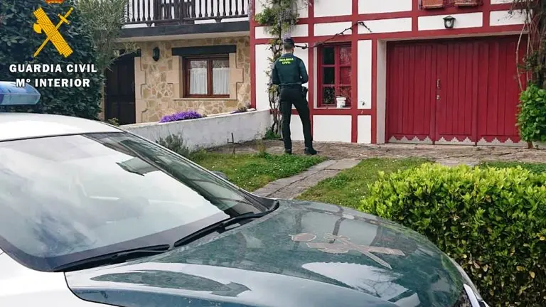 Casa donde rompieron la ventana en Arnuero para robar.