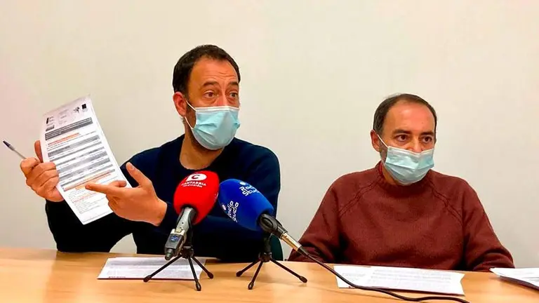 Alejandro Pérez, a la izquierda, e Iván Martínez, ediles de ACPT.