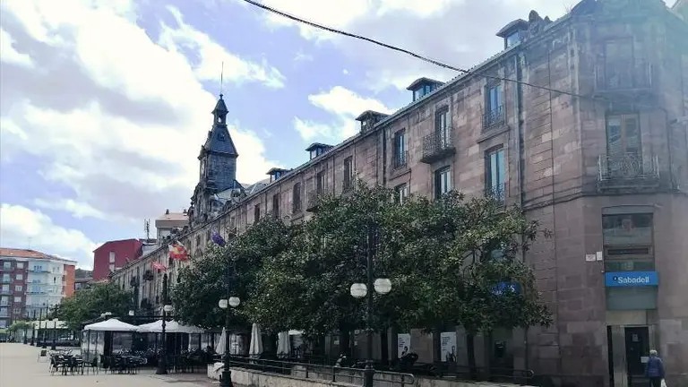 Palacio Municipal de Torrelavega. Nyka Goicoechea