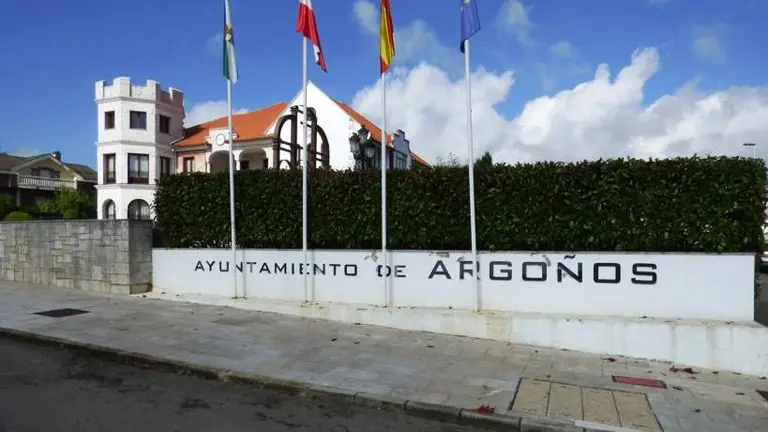 Ayuntamiento de Argo&ntilde;os. R.A.