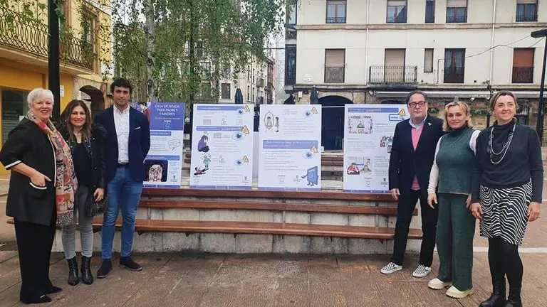 Presentación de la jornada contra el bullying escolar en Torrelavega.