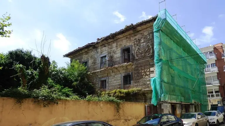 Palacio de Chiloeches  en Santoña. R.A.