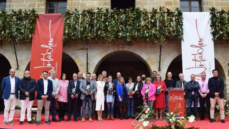 Acto de entrega de las distinciones de los Notables de Pi&eacute;lagos.