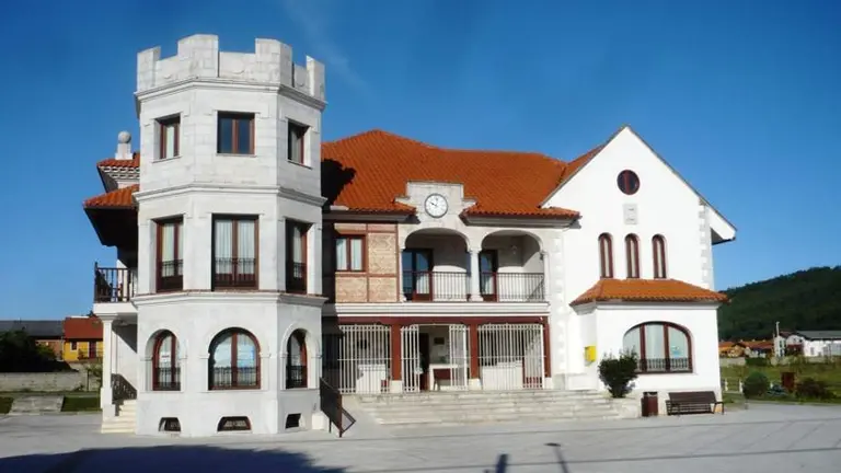 Ayuntamiento de Argo&ntilde;os. R.A.