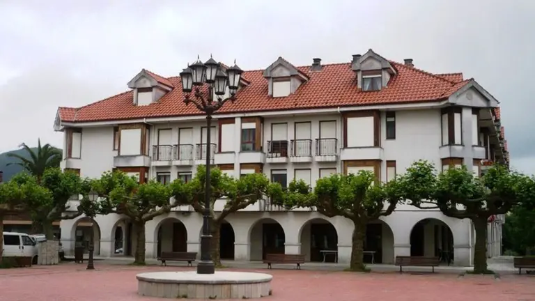 Edificio de Las Torres, en Escalante. R.A.