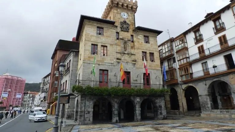 Ayuntamiento de Castro Urdiales. R.A.