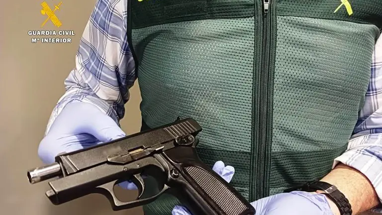 Pistola utilizada en el robo en Cicero.