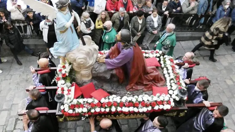 Procesi&oacute;n de Semana Santa en Laredo.