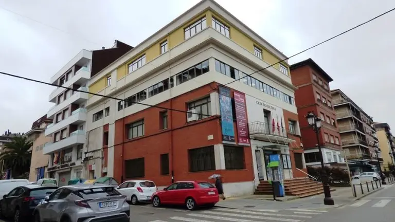 Casa de Cultura de Torrelavega. R.A.