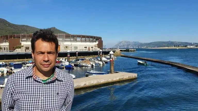 El portavoz del PRC de Santoña, Fernando Palacio.