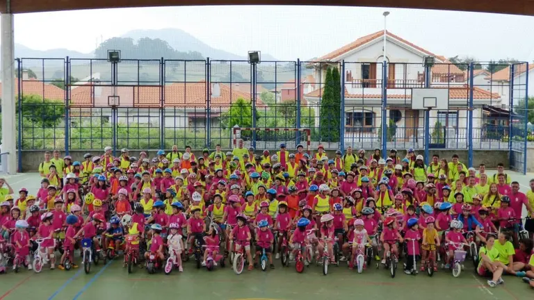 D&iacute;a de la Bicicleta en Argo&ntilde;os. R.A.