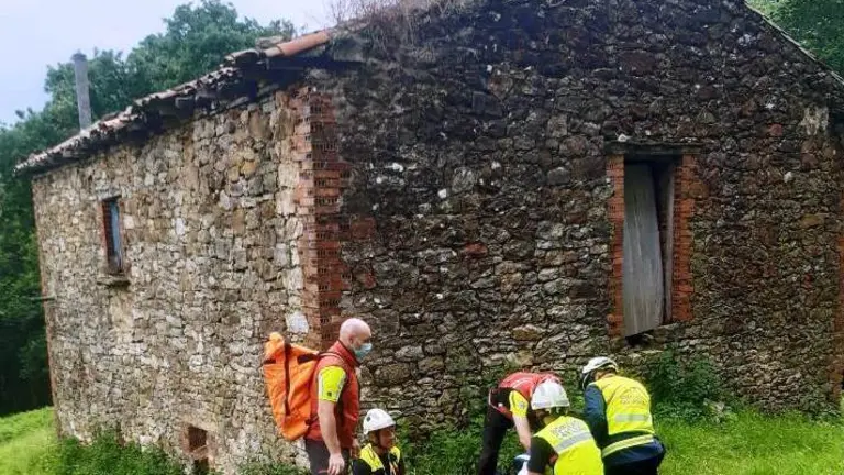 Cabaña en La Tejera, en Moncalián, en Bárcena de Cicero.