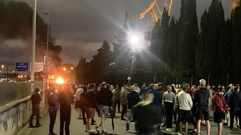 Piquetes informativos en El Astillero.